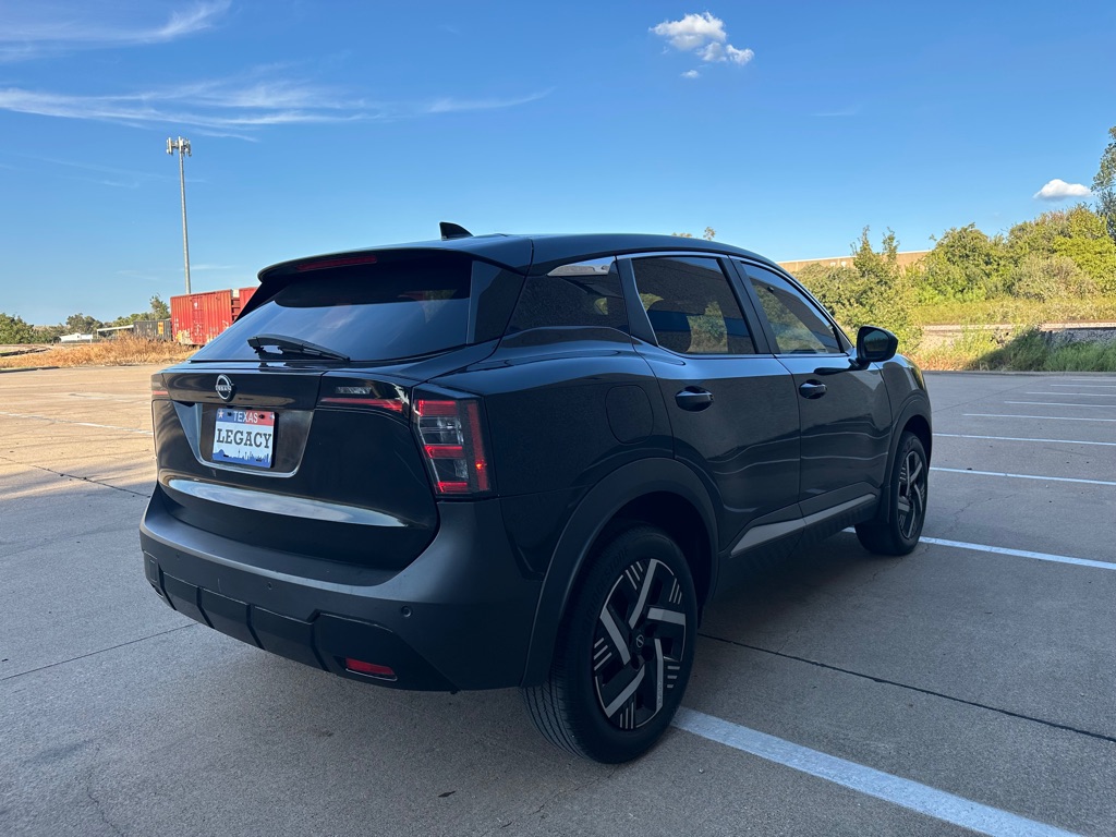 Photo 14 of this NISSAN KICKS