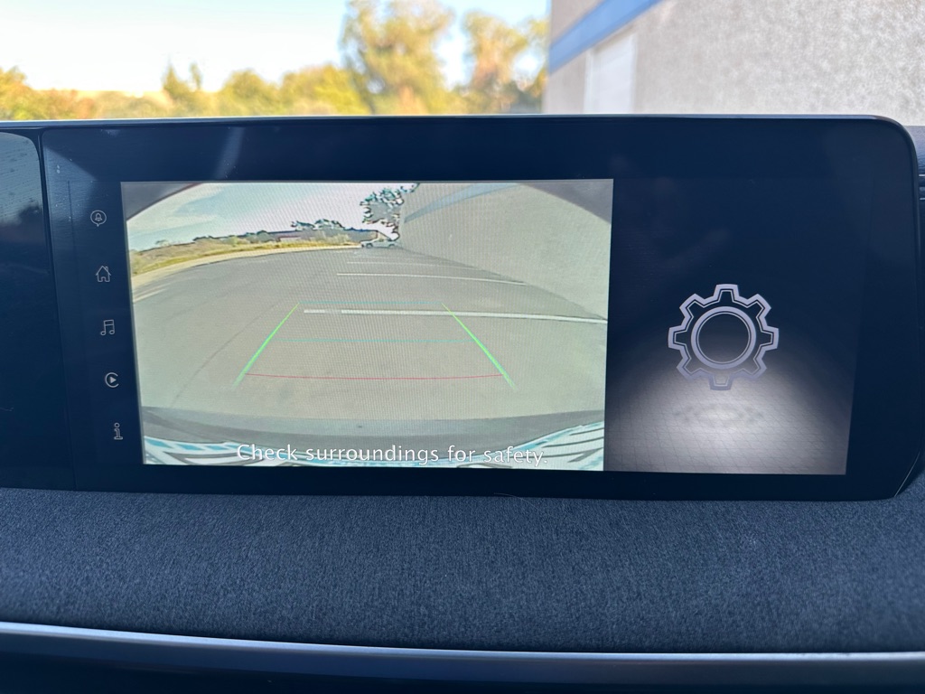 Photo 23 of this NISSAN KICKS