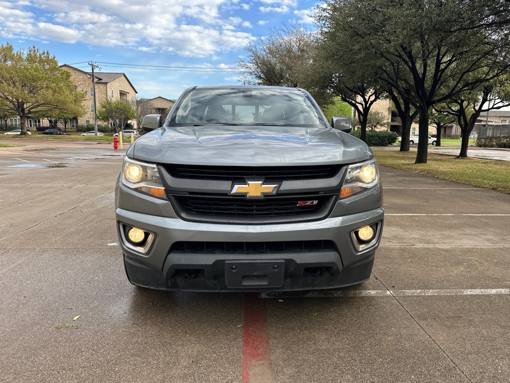 Photo 8 of this CHEVROLET COLORADO