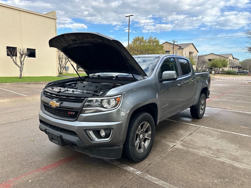 Photo 9 of this CHEVROLET COLORADO