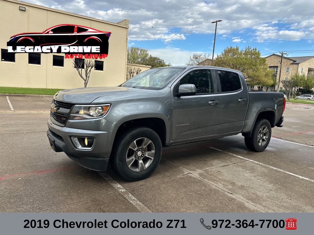 Photo 4 of this CHEVROLET COLORADO