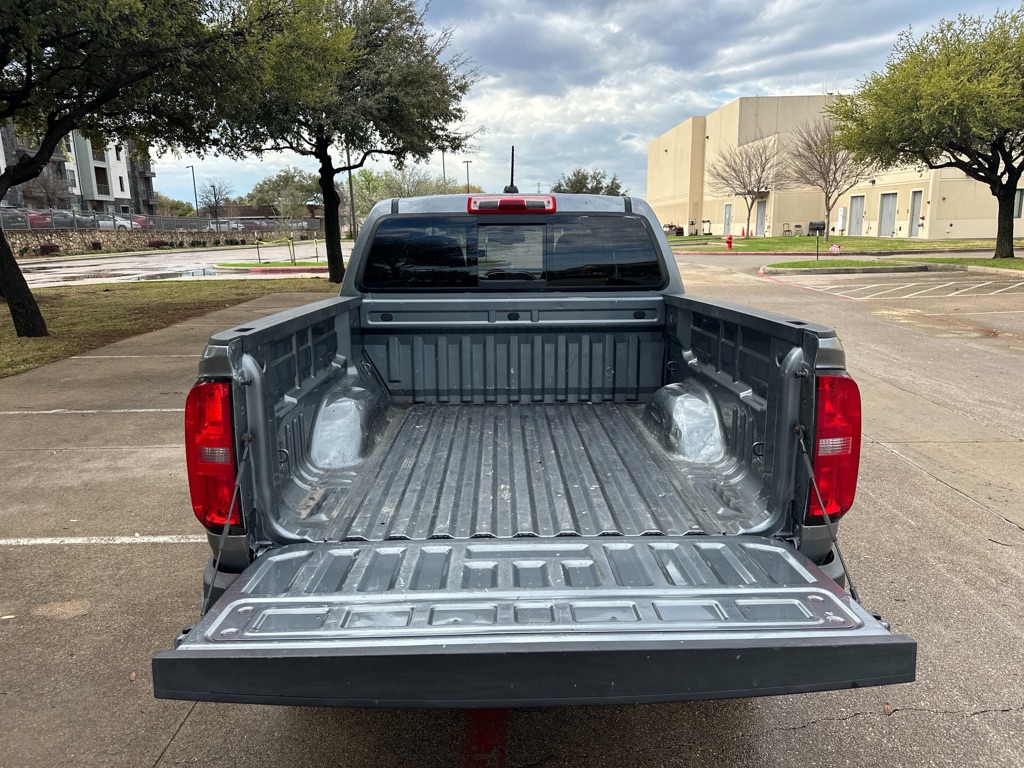 Photo 14 of this CHEVROLET COLORADO