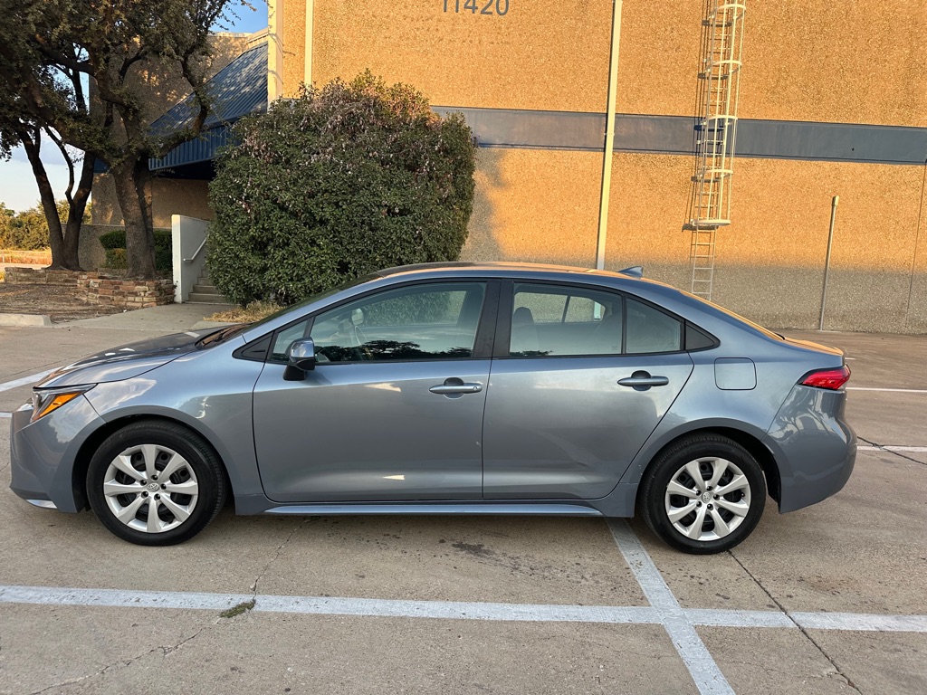Photo 10 of this TOYOTA COROLLA