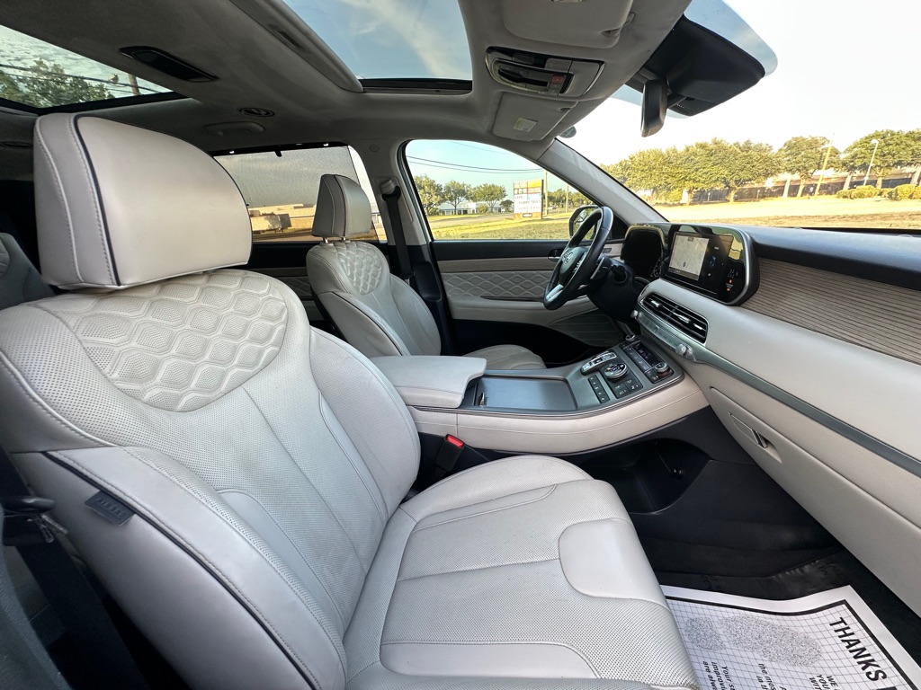 Photo 30 of this HYUNDAI PALISADE
