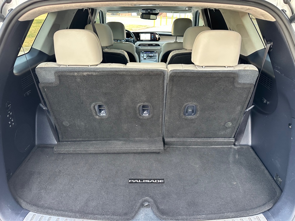 Photo 15 of this HYUNDAI PALISADE