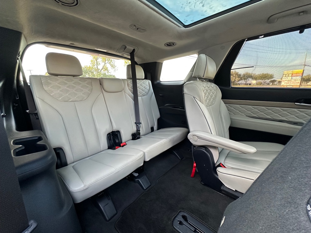 Photo 29 of this HYUNDAI PALISADE
