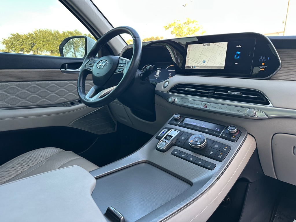 Photo 25 of this HYUNDAI PALISADE
