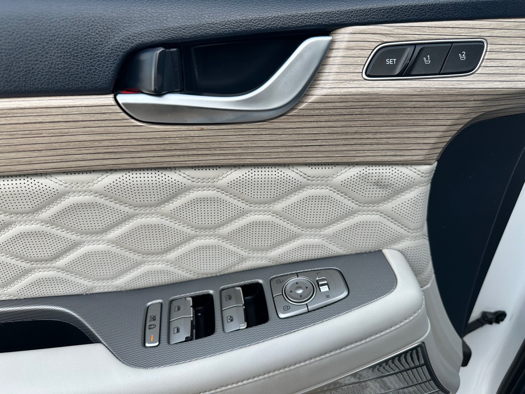 Photo 22 of this HYUNDAI PALISADE