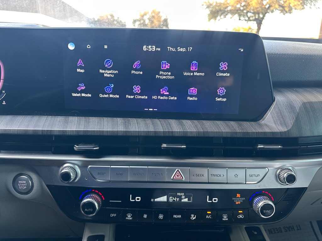 Photo 24 of this KIA TELLURIDE