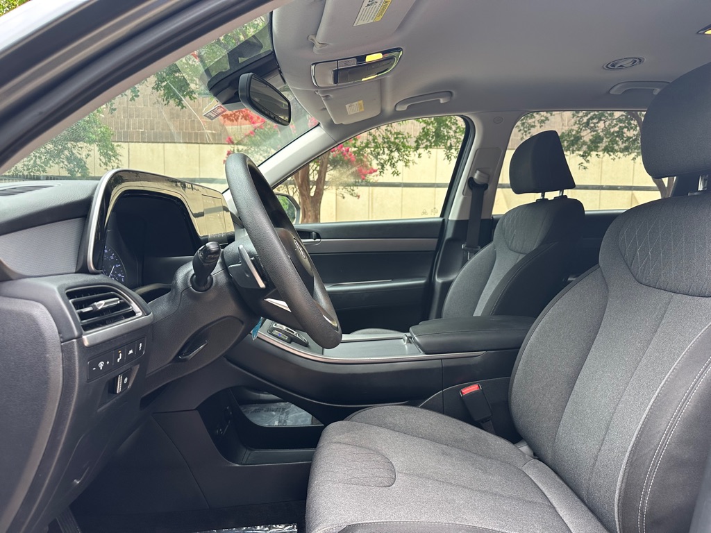 Photo 21 of this HYUNDAI PALISADE
