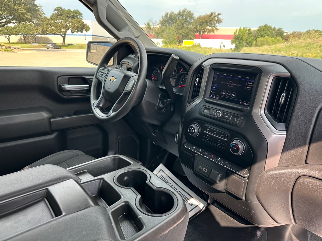Photo 28 of this CHEVROLET SILVERADO 1500