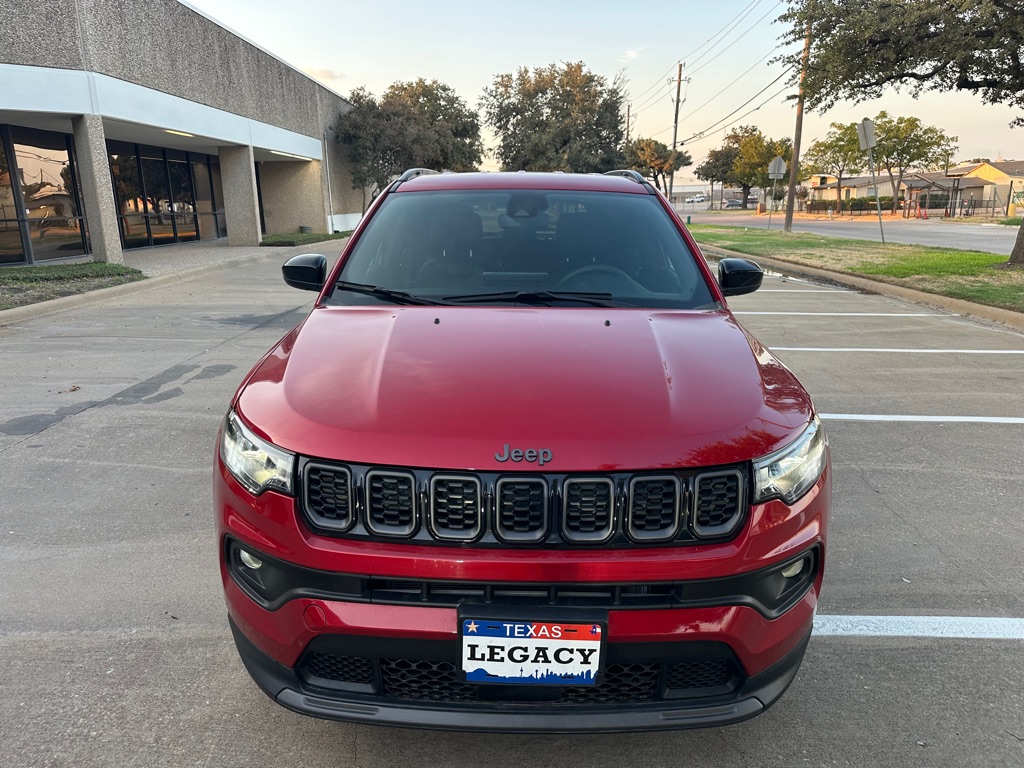 Photo 8 of this JEEP COMPASS