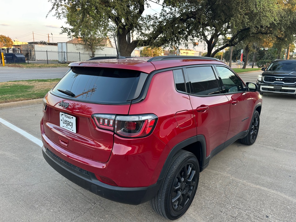 Photo 14 of this JEEP COMPASS