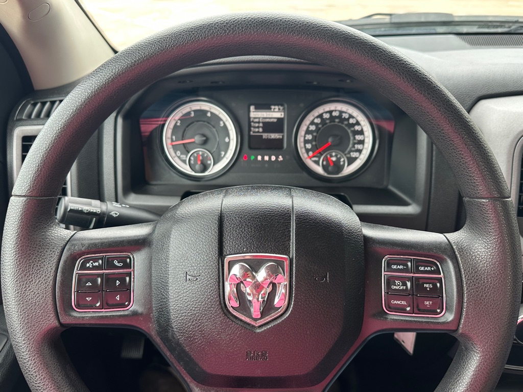 Photo 27 of this RAM 1500 CLASSIC