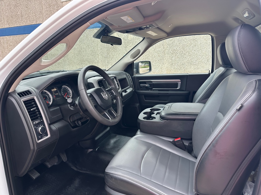 Photo 22 of this RAM 1500 CLASSIC