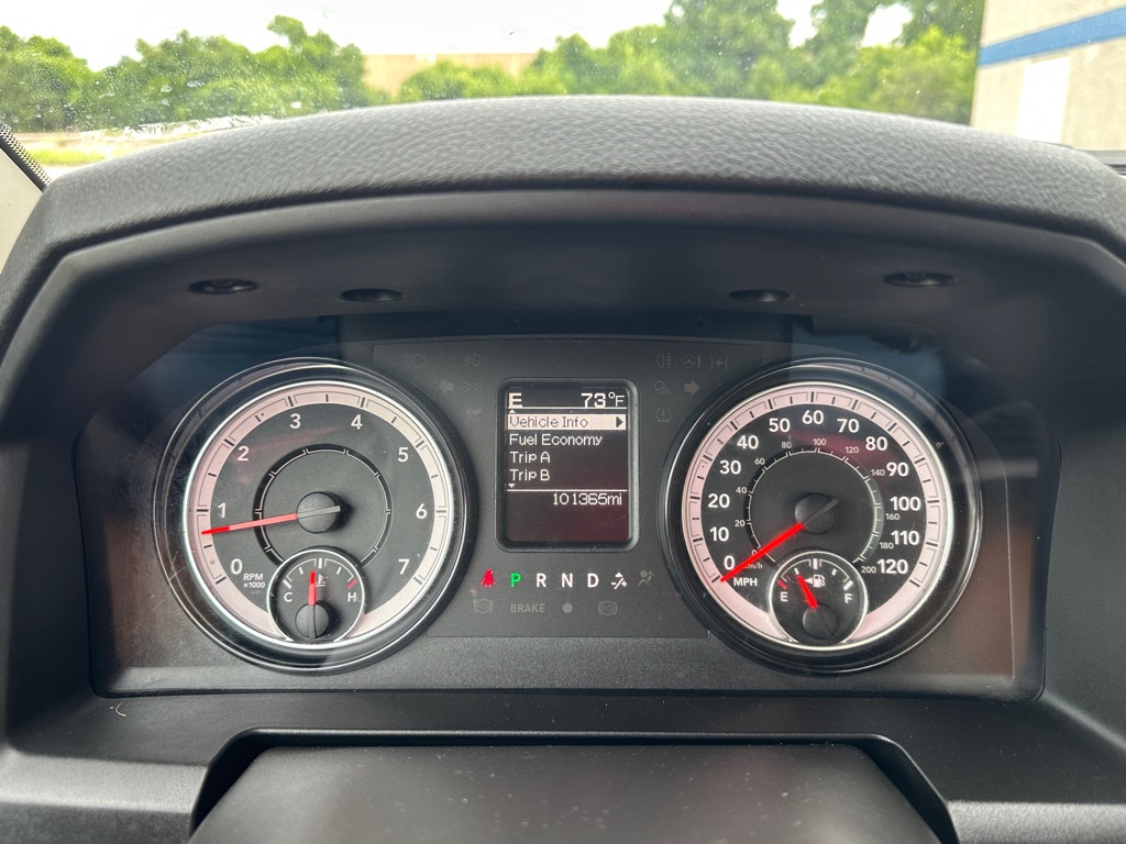 Photo 30 of this RAM 1500 CLASSIC