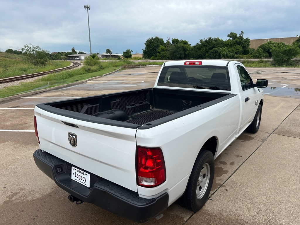 Photo 17 of this RAM 1500 CLASSIC