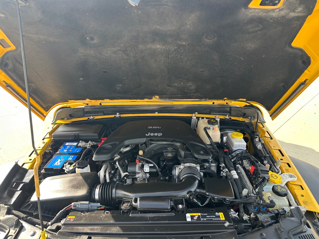Photo 8 of this JEEP WRANGLER
