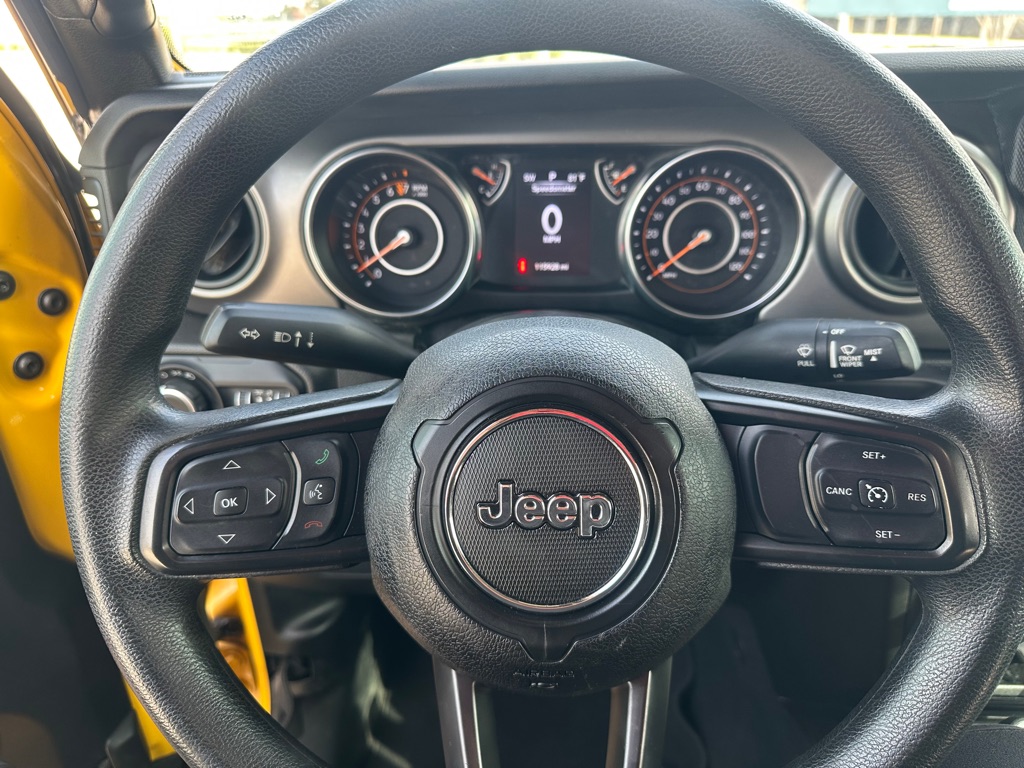 Photo 21 of this JEEP WRANGLER