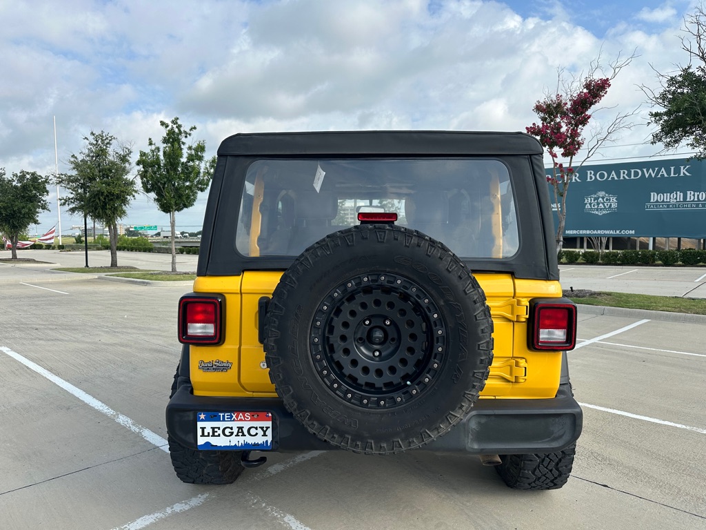 Photo 11 of this JEEP WRANGLER