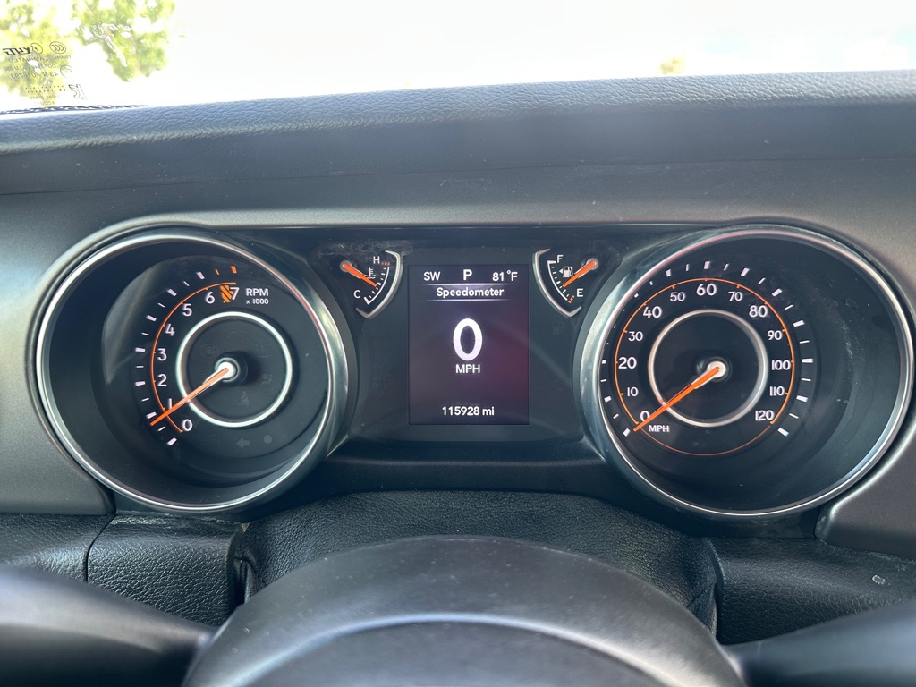 Photo 27 of this JEEP WRANGLER