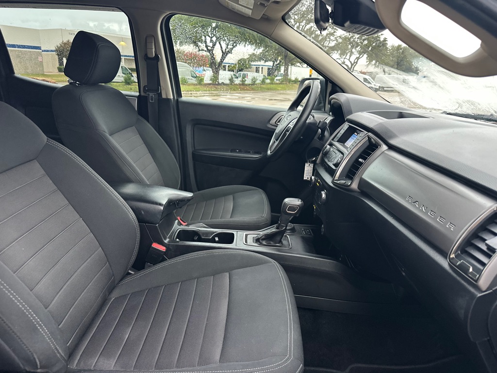 Photo 29 of this FORD RANGER