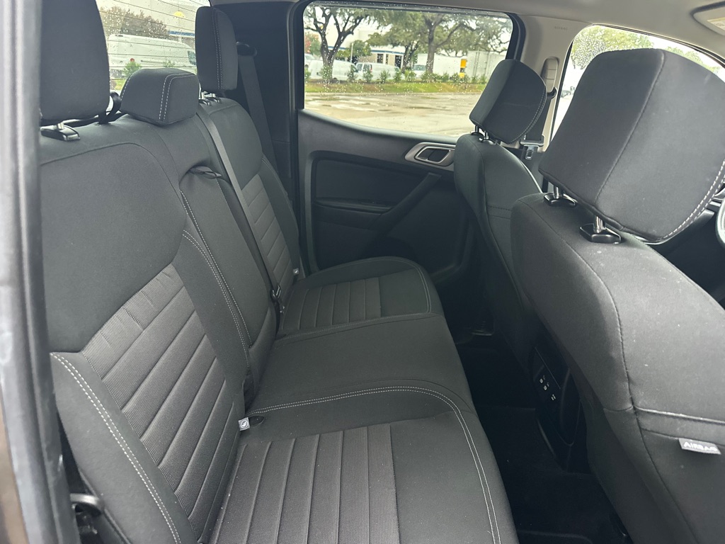 Photo 31 of this FORD RANGER