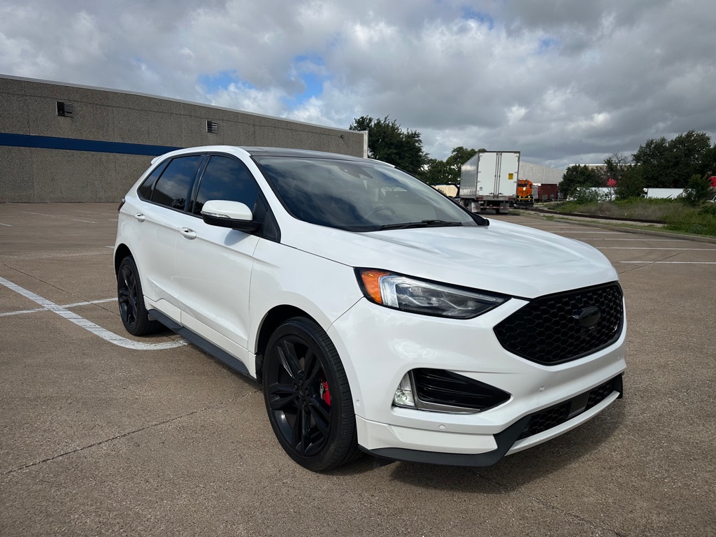 Photo 20 of this FORD EDGE