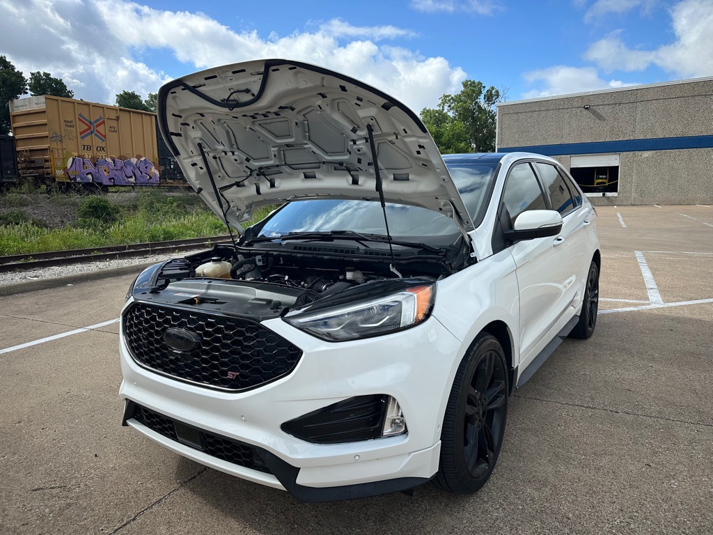 Photo 11 of this FORD EDGE