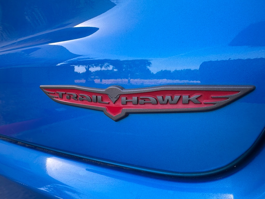 Photo 11 of this JEEP COMPASS