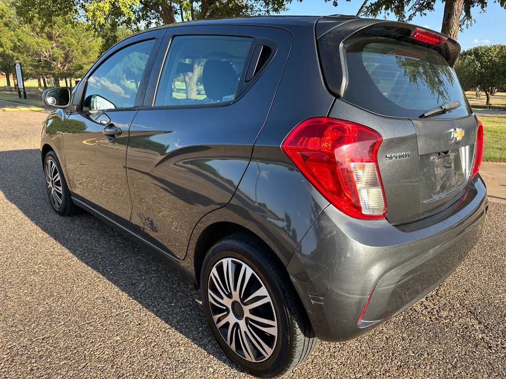 Photo 2 of this CHEVROLET SPARK