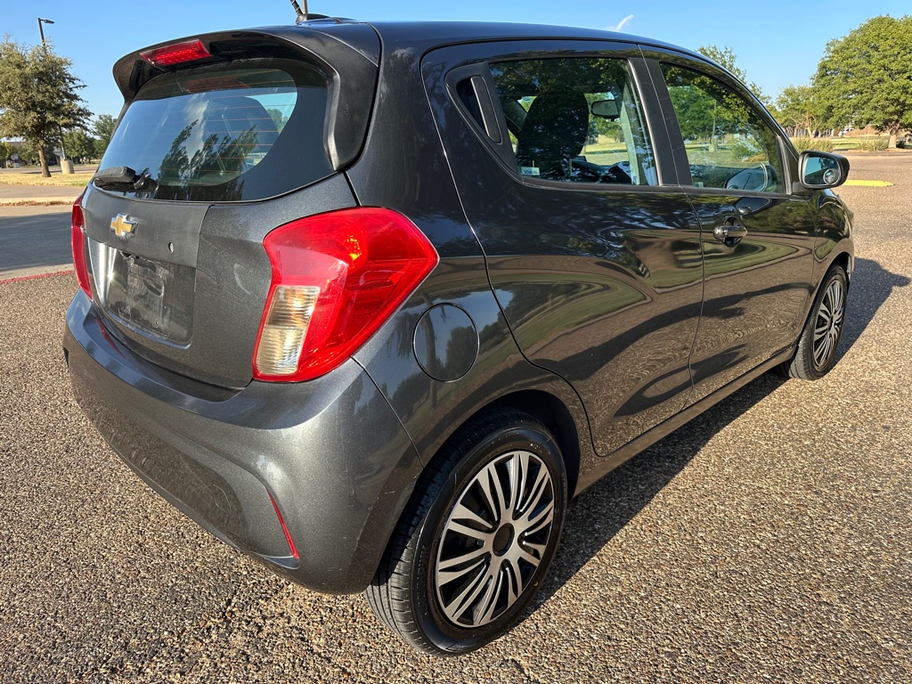 Photo 9 of this CHEVROLET SPARK