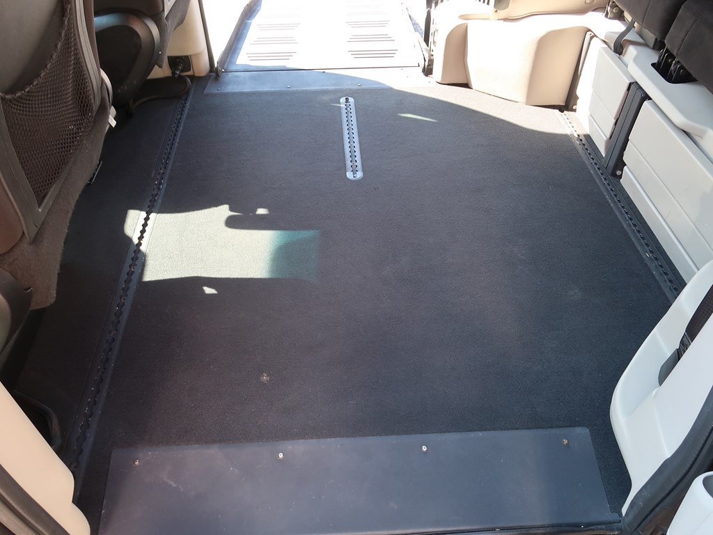 Photo 51 of this DODGE GRAND CARAVAN