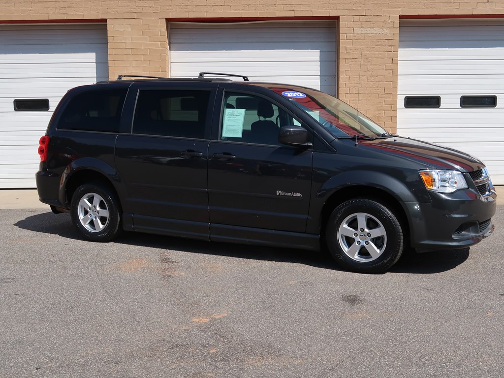 Photo 37 of this DODGE GRAND CARAVAN