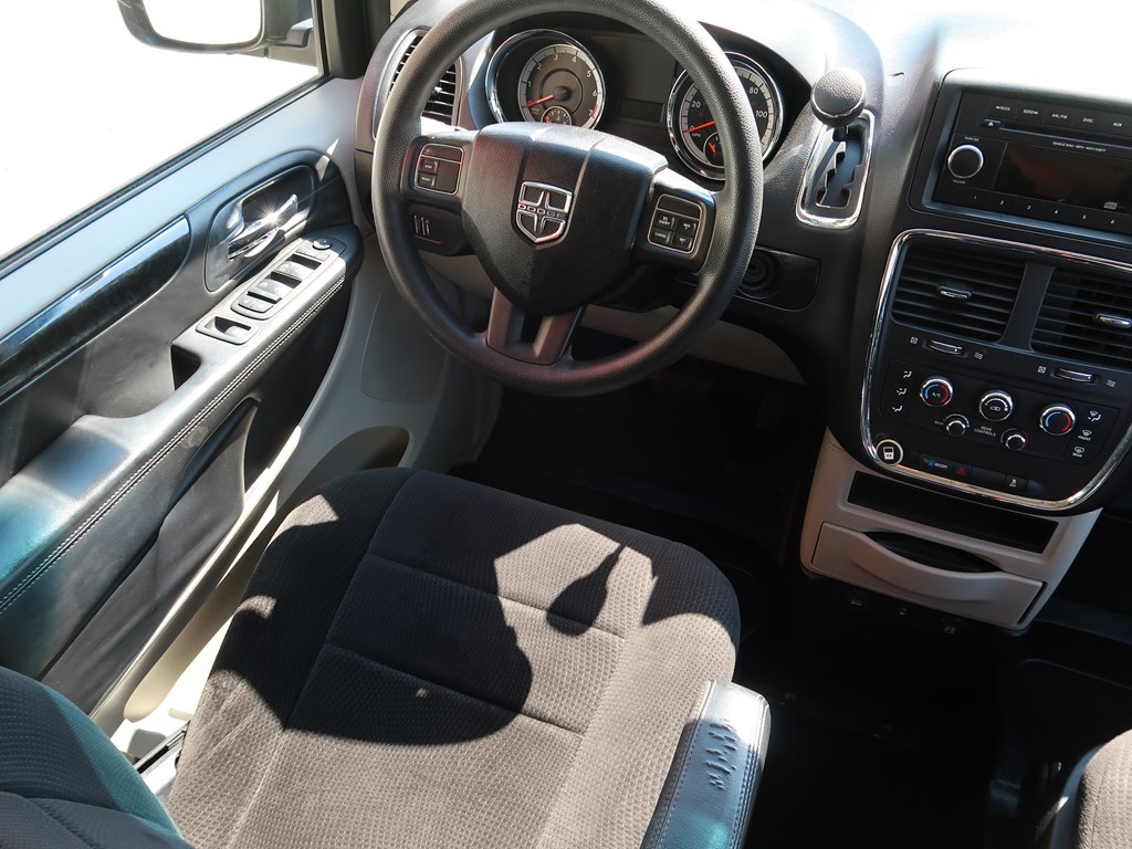 Photo 60 of this DODGE GRAND CARAVAN
