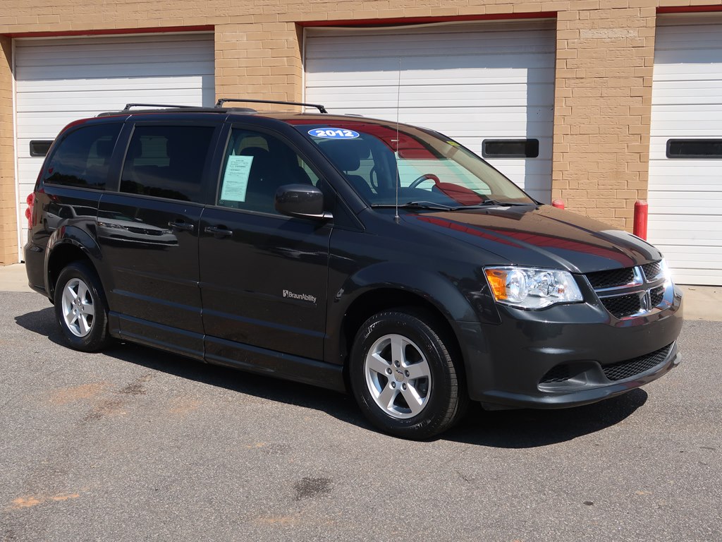 Photo 9 of this DODGE GRAND CARAVAN
