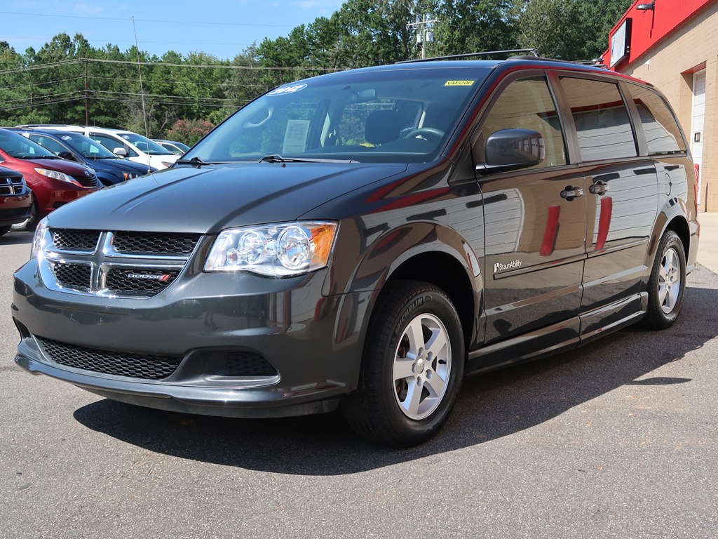 Photo 43 of this DODGE GRAND CARAVAN