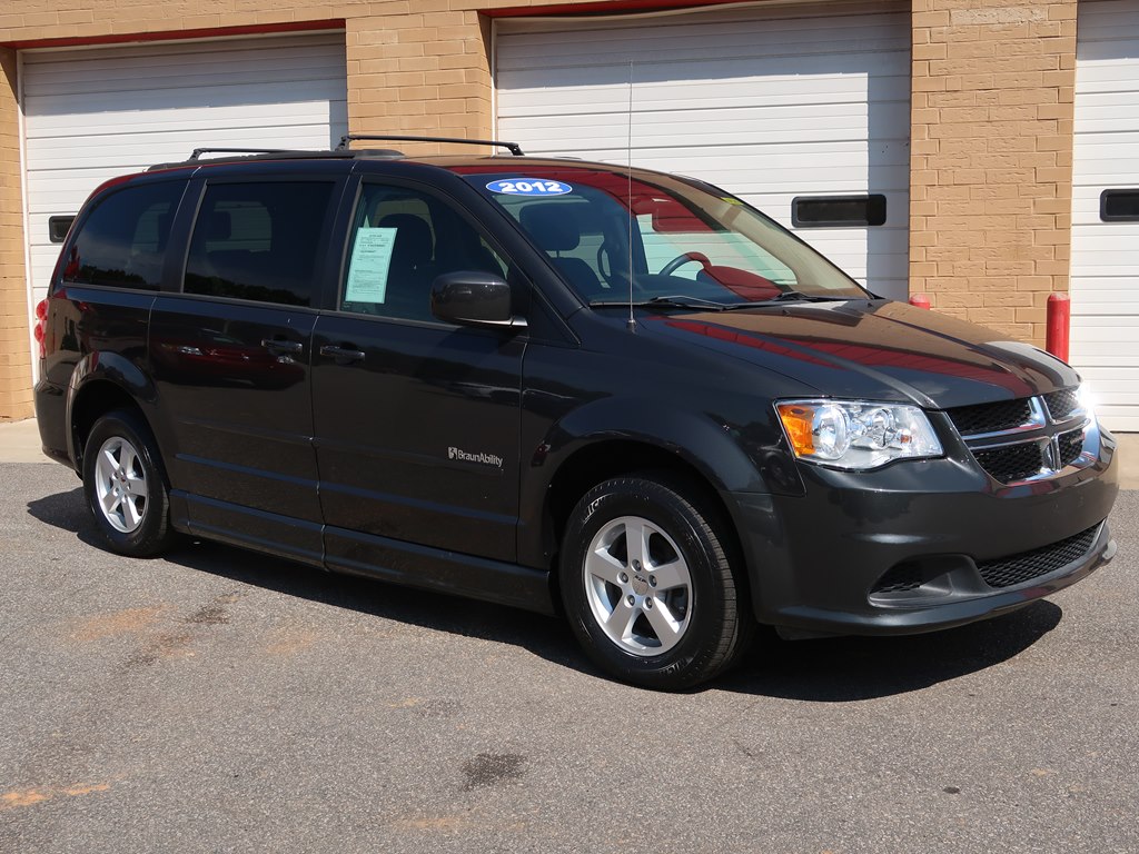 Photo 39 of this DODGE GRAND CARAVAN