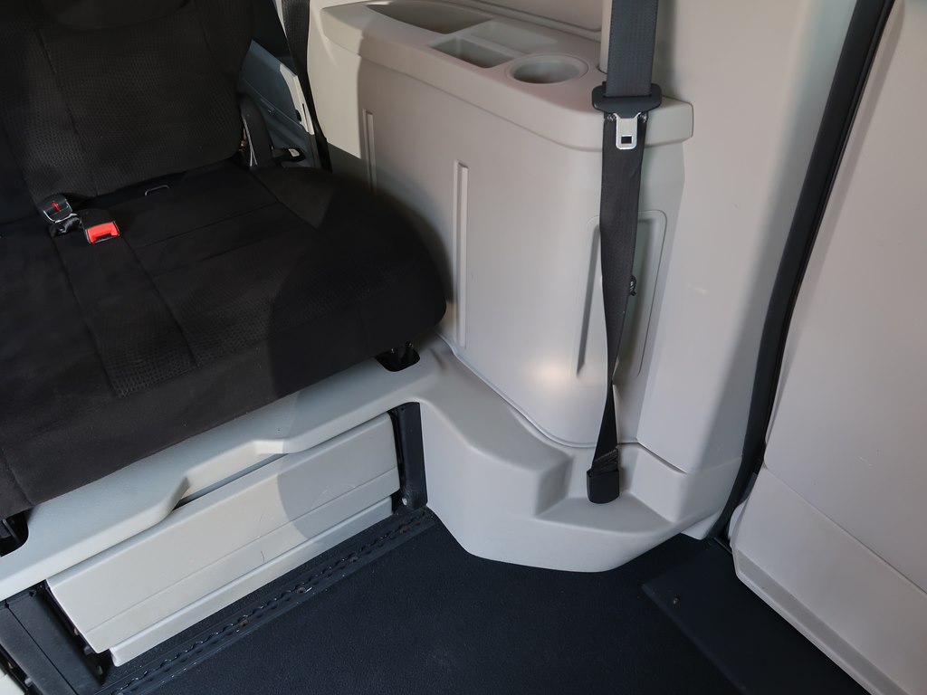 Photo 58 of this DODGE GRAND CARAVAN