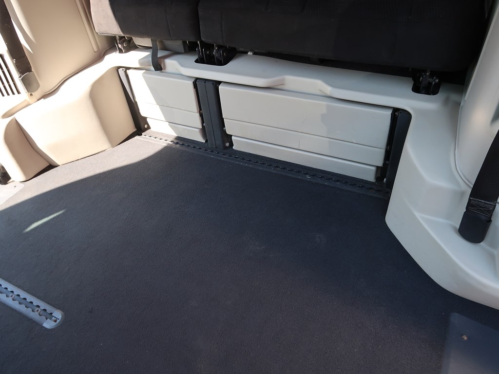 Photo 53 of this DODGE GRAND CARAVAN