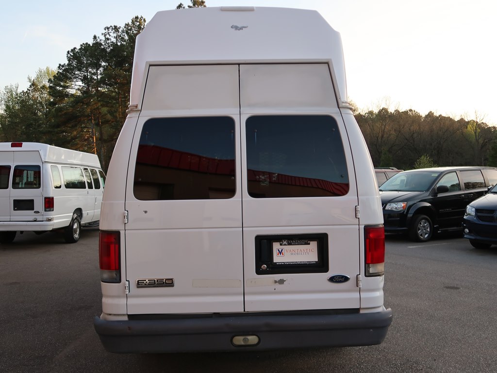 Photo 11 of this FORD ECONOLINE