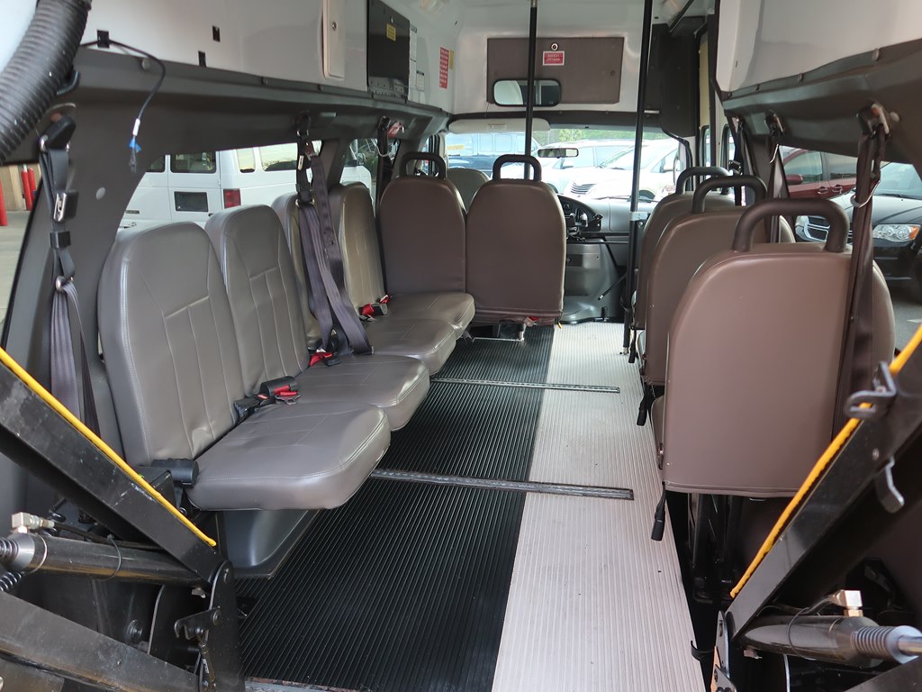 Photo 25 of this FORD ECONOLINE
