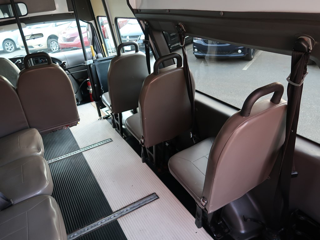 Photo 26 of this FORD ECONOLINE