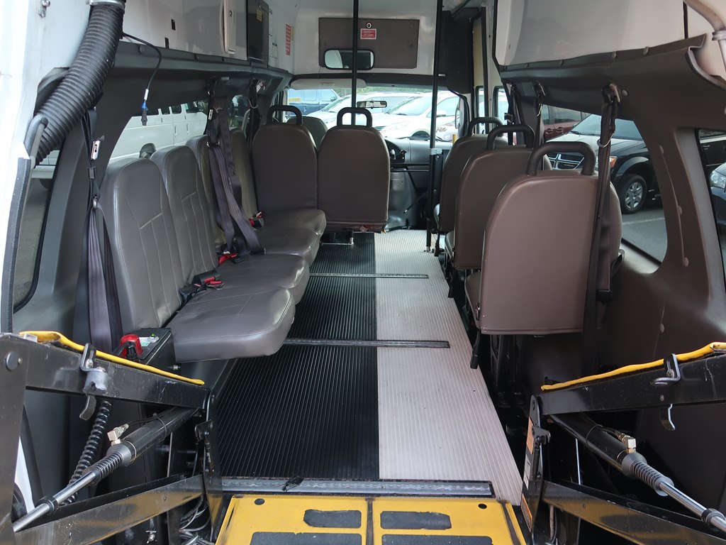 Photo 24 of this FORD ECONOLINE