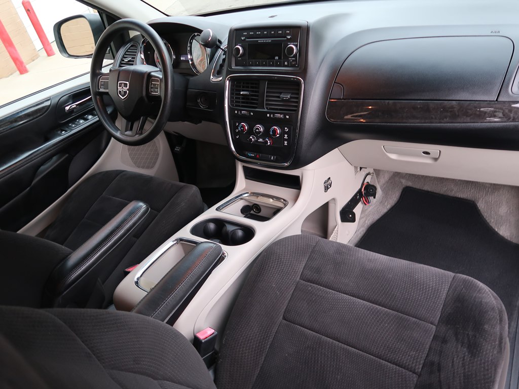 Photo 43 of this DODGE GRAND CARAVAN