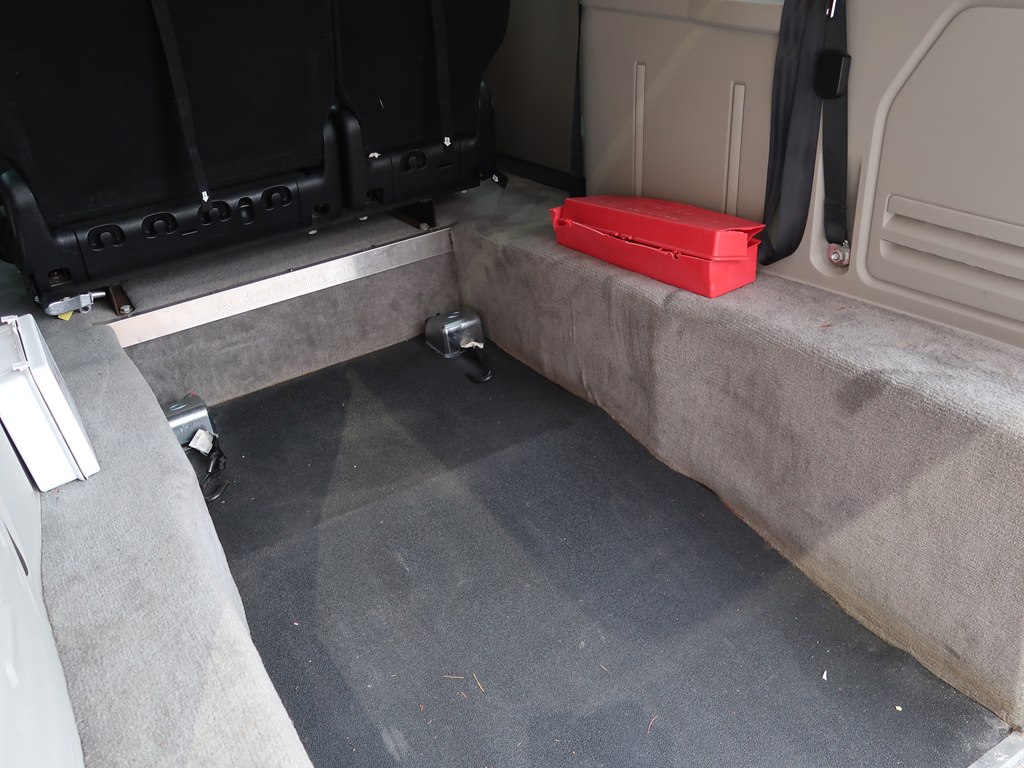 Photo 24 of this DODGE GRAND CARAVAN