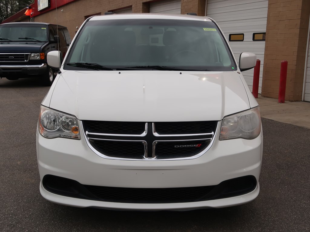 Photo 4 of this DODGE GRAND CARAVAN