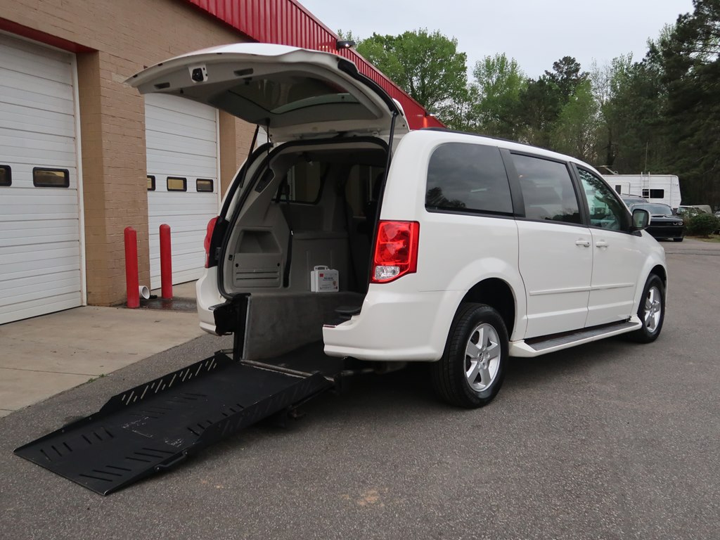 2012 DODGE GRAND CARAVAN