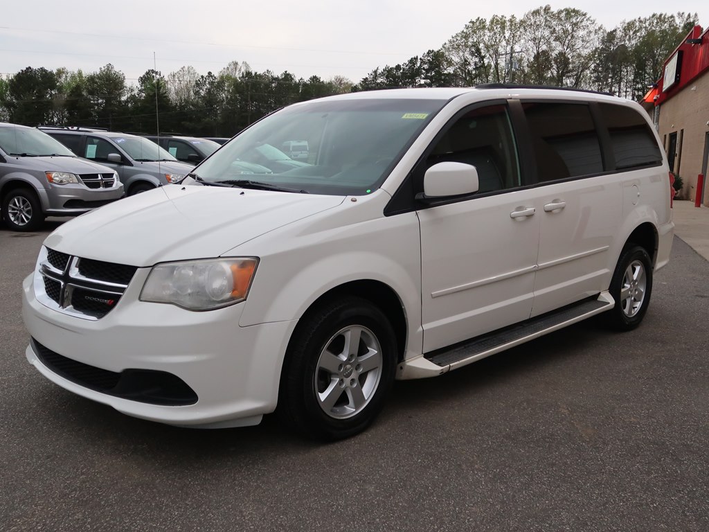 Photo 5 of this DODGE GRAND CARAVAN