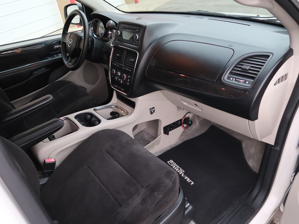 Photo 45 of this DODGE GRAND CARAVAN